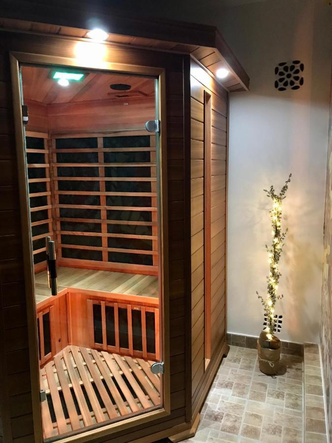 Viharsarki Apartman ยูลา ภายนอก รูปภาพ